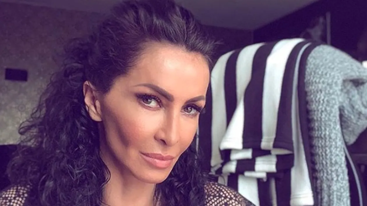 FOTO. Mihaela Rădulescu, gafă de proporții! Cum s-a dat de gol că își prelucrează pozele. “Vezi că ai uitat săgeata de la mouse pe umăr!”