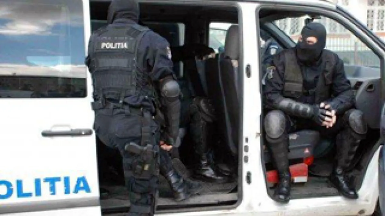 Percheziţii în Bucureşti, Ilfov, Călăraşi, Olt şi Constanţa! Mai multe persoane au înşelat 13 filme cu peste 1,5 milioane de lei