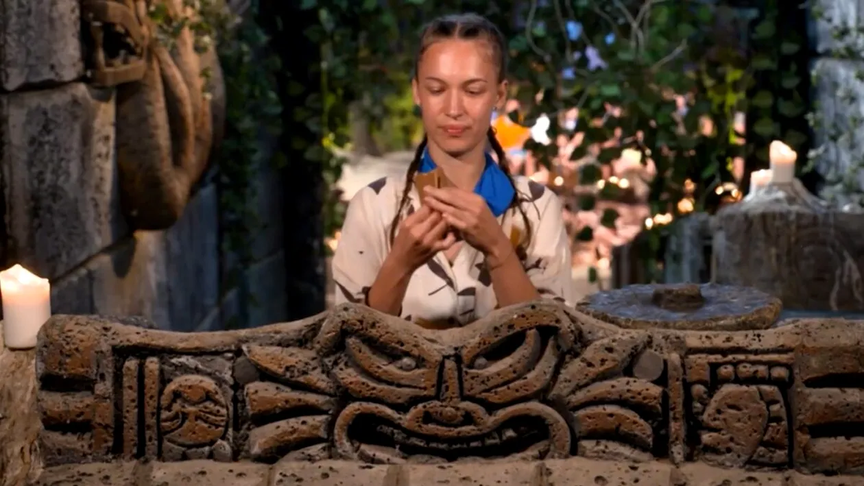 I-a dat kind reminder! Cum a scris corporatista Ramona numele colegei Niky Salman, pe bilețelul de nominalizare de la Survivor