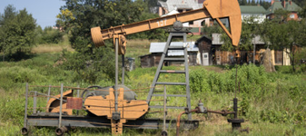 Ce se întâmplă dacă se descoperă petrol sau gaze sub terenul tău. Cui aparțin resursele și în ce situații poți primi despăgubiri