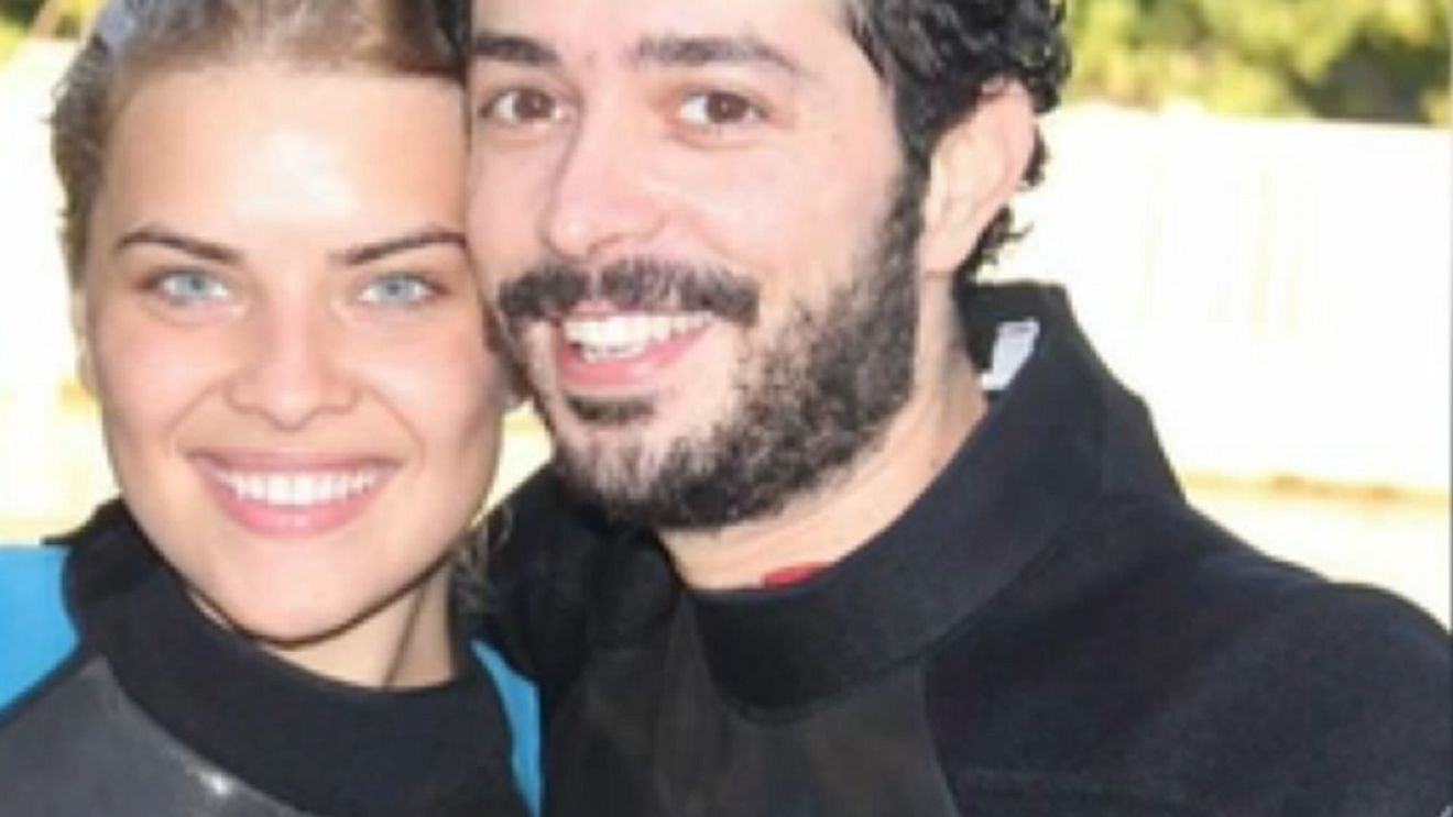 FOTO / Ce mult s-a schimbat de când a devenit mamă! Soţia lui Marius Moga, apariţie la TV după o lungă absenţă: "Urmează o fetiţă"