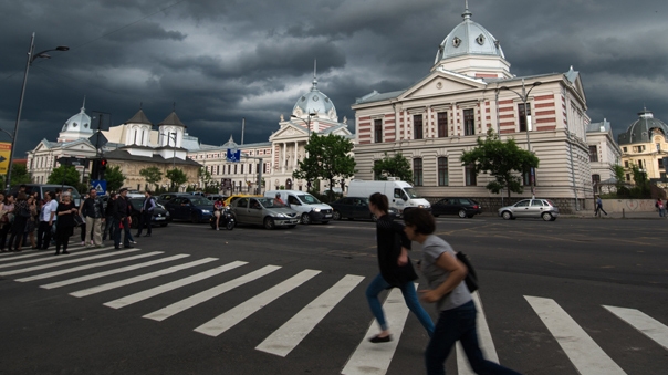 METEO 25 MAI! Avertizare meteo de ploi torenţiale şi grindină