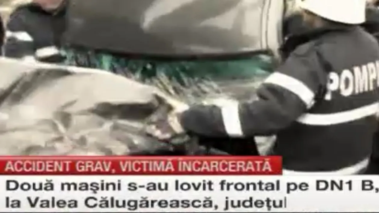 Două maşini s-au lovit frontal pe DN1 B, la Valea Călugărească! Victima a fost încarcerată!