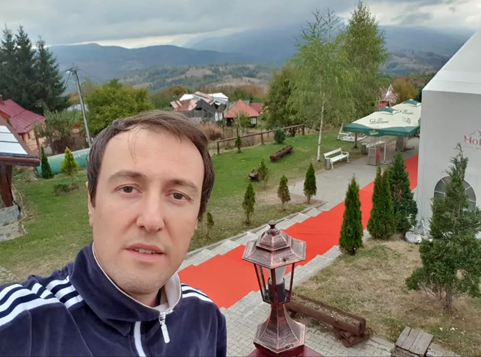 Călin Geambașu îi dă teroare din nou fostei soții! S-a dus la tribunal și a deschis un nou proces