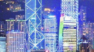 Hong Kong, la extreme! 200 de dolari ca sa stea cu chirie in custi