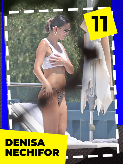 TOP 40 vedete surprinse în cele mai indecente poziţii! Antonia, Roxana Ionescu sau Delia şi-au mângâiat nurii şi… au făcut show total pe litoral!