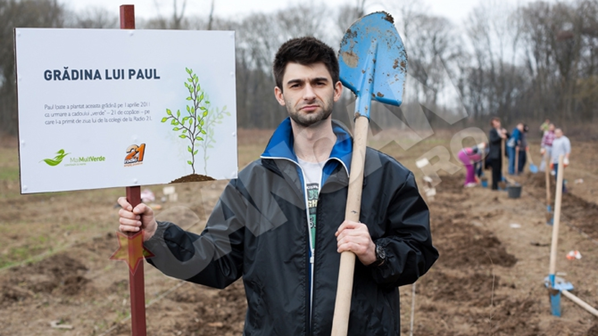 DJ-ii de la Radio 21 au plantat "o noua padure la Snagov"