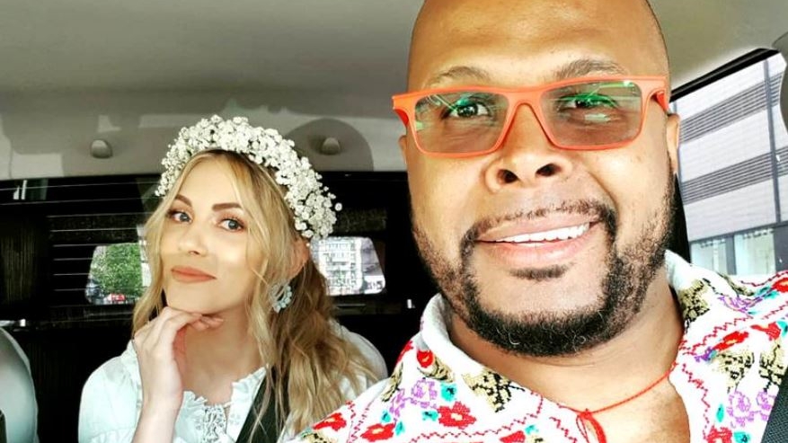 Andreea Ibacka, în costum popular la botezul fetiței sale! A explicat totul pe blogul ei: „N-am stat pe gânduri”