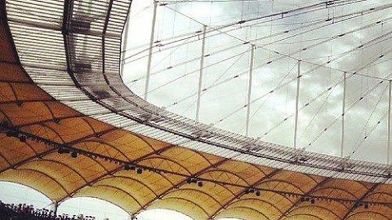 Revelionul stelistilor! Peste 5.000 de oameni s-au adunat in Piata Constitutiei, pentru a sărbători victoria Stelei