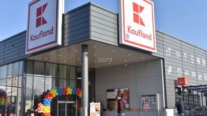 Kaufland angajează în plină criză de COVID-19. Ce salarii oferă retailerul