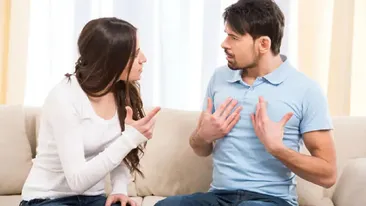 Bancul zilei | Soția îi spune soțului: Mai bine mă căsătoream cu dracul!