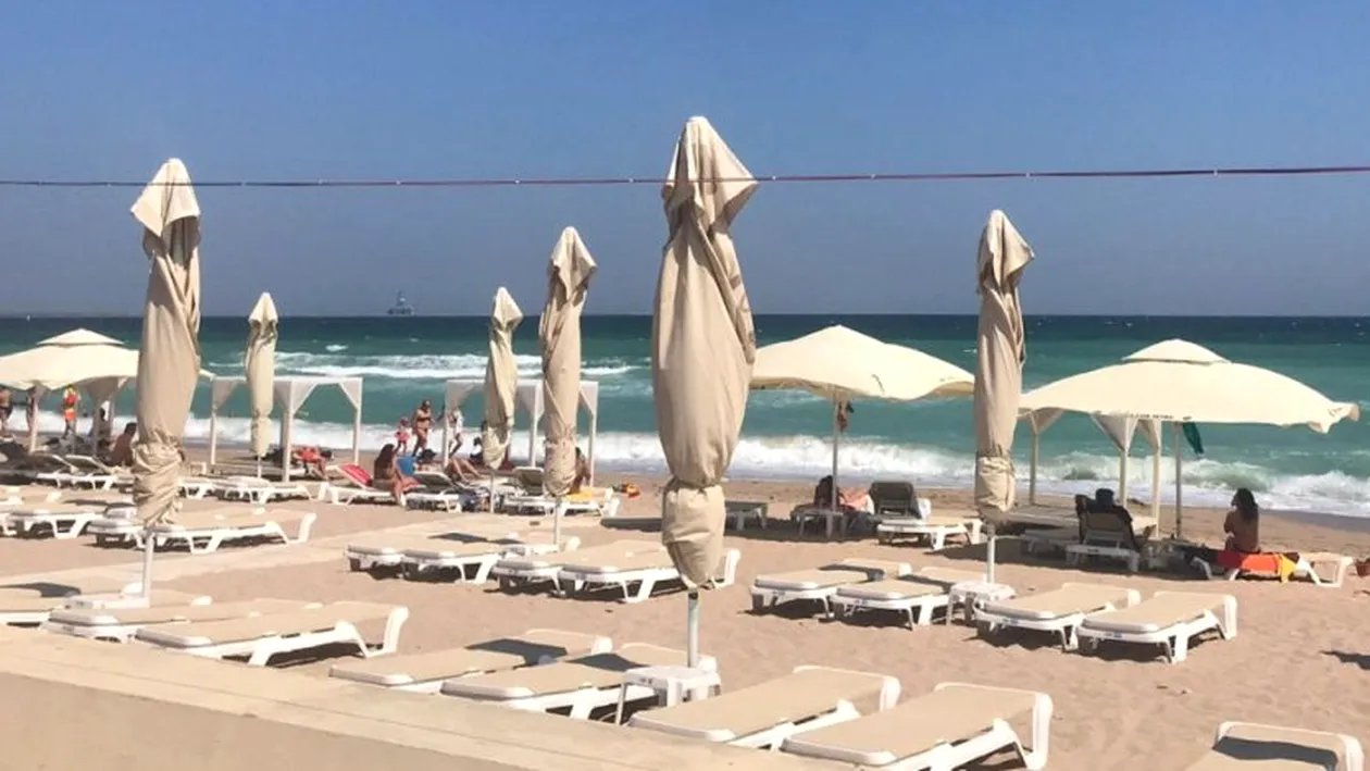 E oficial, se deschid plajele în România din 1 iunie! Câți metri trebuie să fie între șezlonguri