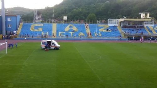 Tragedie în fotbalul românesc! A făcut infarct pe teren şi a murit înaintea unui meci