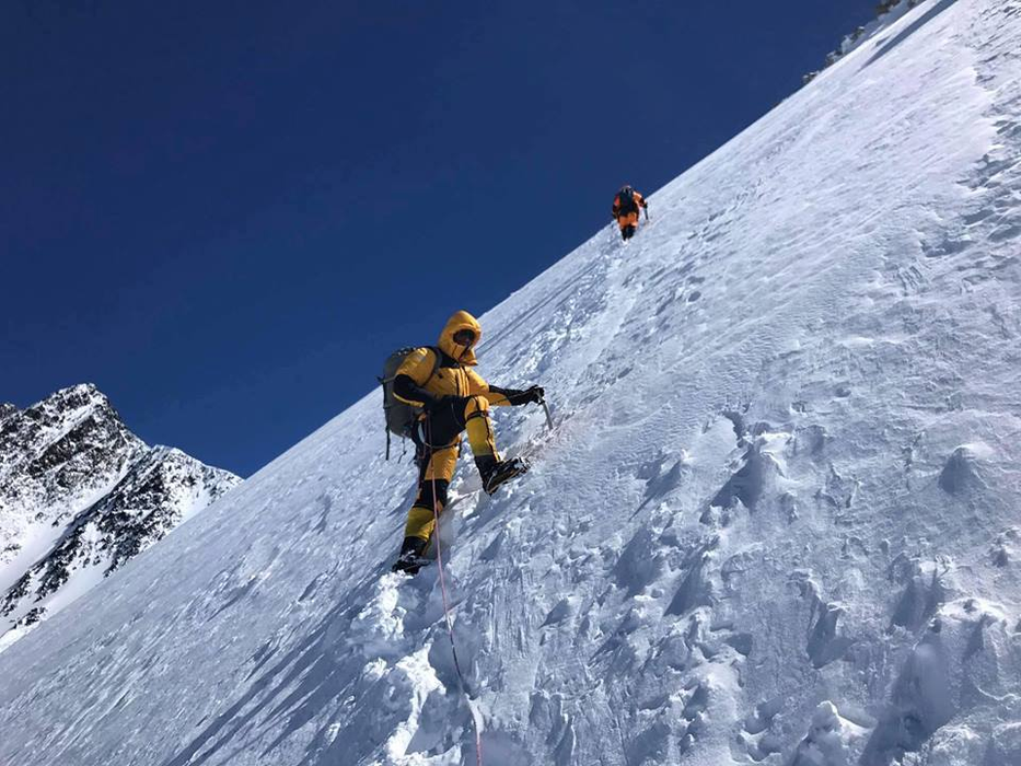 Gina se antrenează din greu pentru ce o așteaptă pe Everest