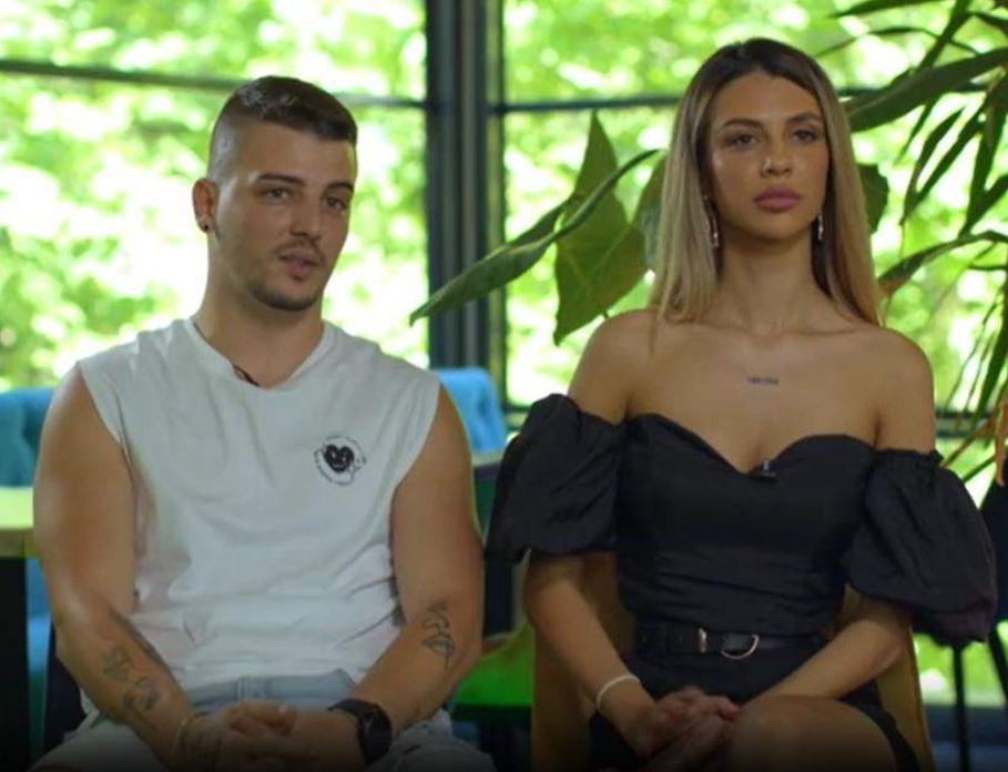 Mădălina de la Insula iubirii, intervenţie neaşteptată la nivelul feţei. Cum arată acum, după ce şi-a scos acidul din buze