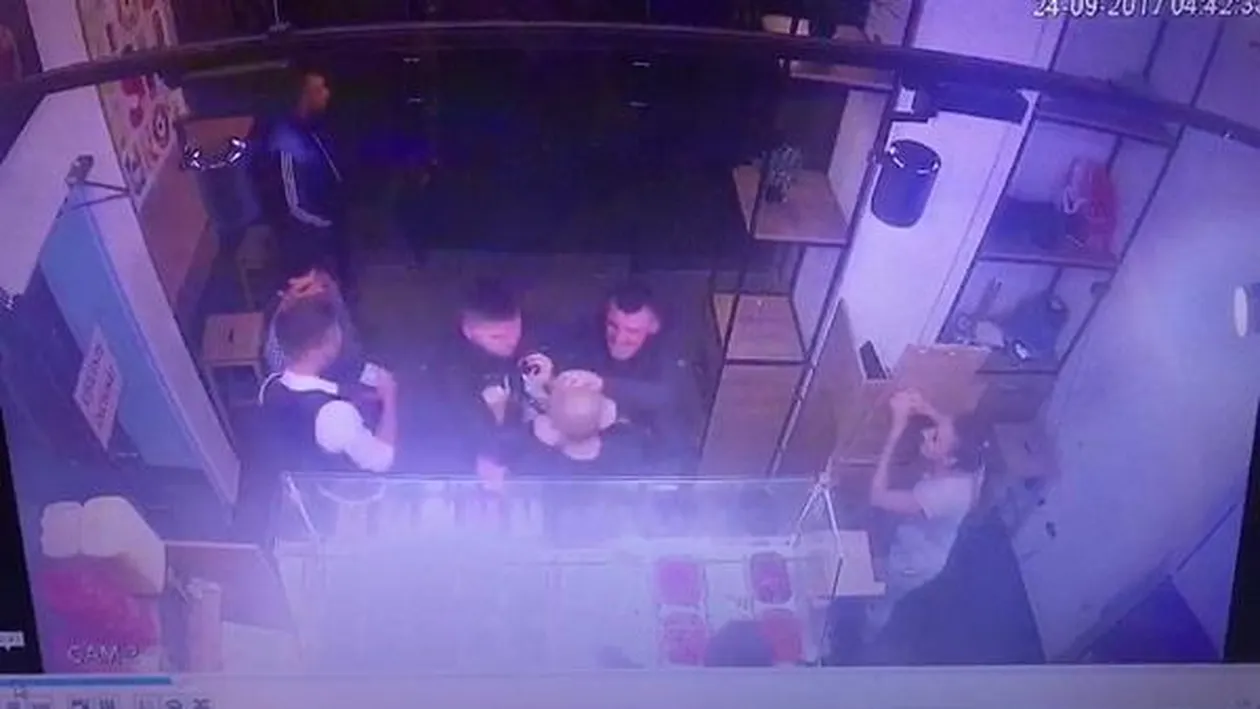 Refugiat sirian, angajat la o şaormerie din Cluj, bătut de doi „patrioţi”: „I-au spus să plece la el acasă!”