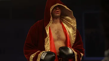 Un roman URIAS face senzatie in SUA! Povestea fabuloasa a lui Cojanu, boxeurul care este comparat de americani cu Klitschko!