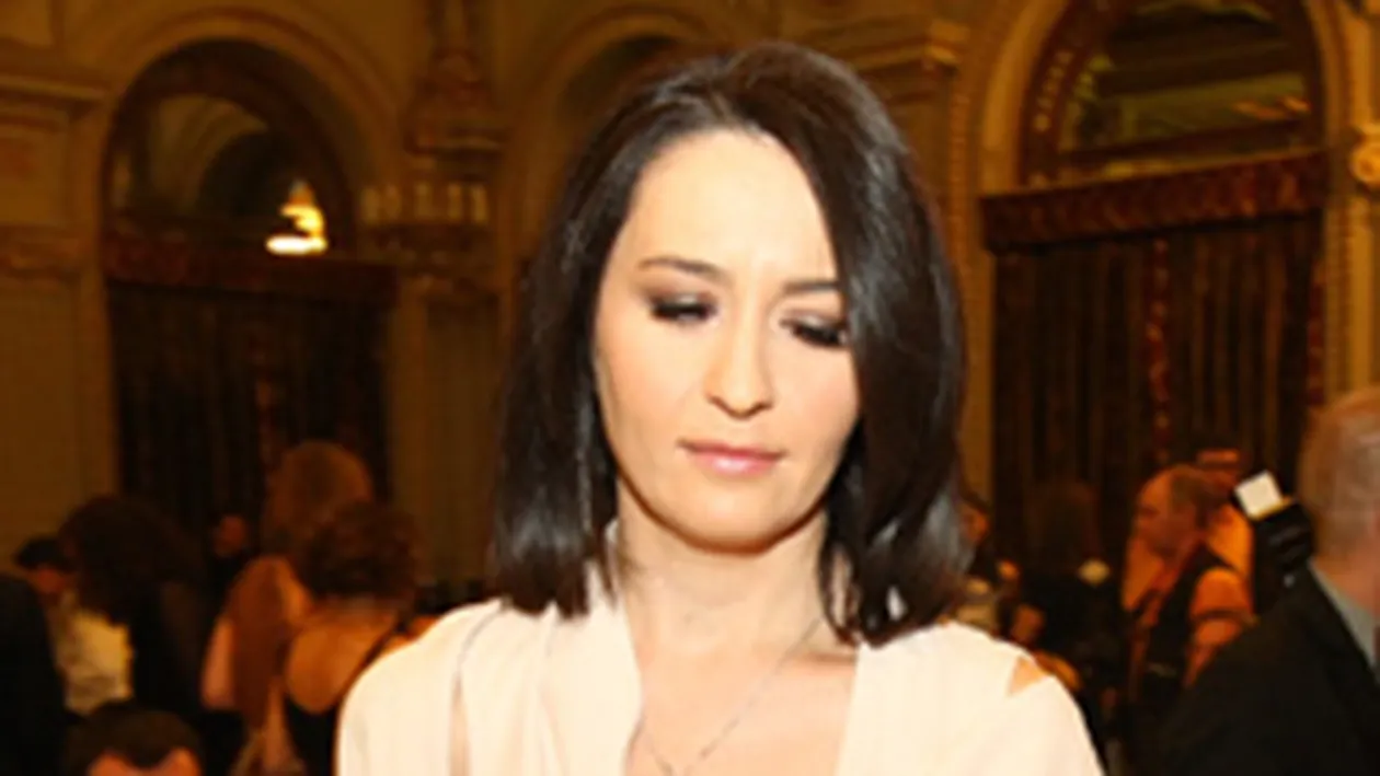 Amintiri! Vezi care a fost cel mai frumos cadou de Craciun al Amaliei Nastase!