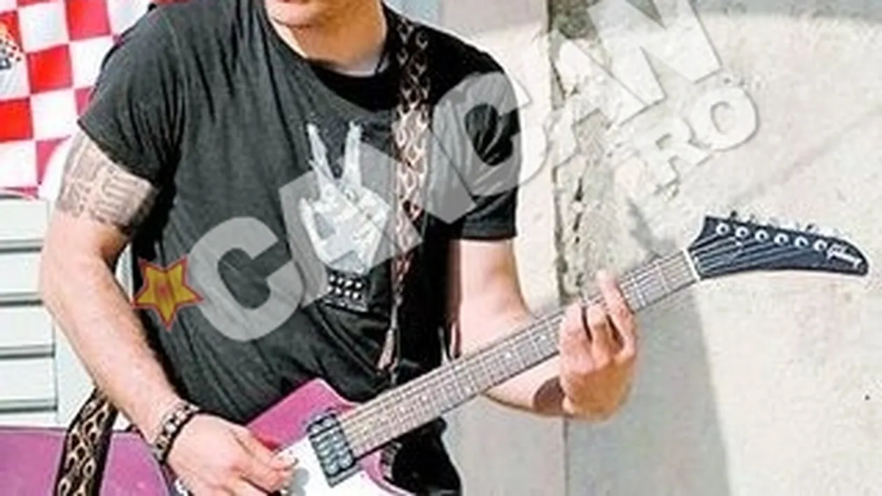 Antrenorul Croatiei este un rocker inrait. Slaven Bilic, selectionerul-chitarist de la Euro