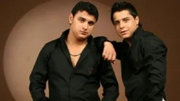 Fratii “de Aur” si-au scos iubitele la mall! Vezi imagini in premiera cu cele doua cupluri!