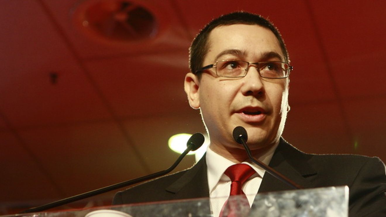 Premierul Victor Ponta va dona sange vineri, in Tulcea: "E o campanie mai necesara decat cea cu gheata turnata in cap"
