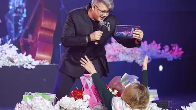 Fuego, show-uri totale la Chișinău! Aplaudat în picioare de Maia Sandu și de basarabeni