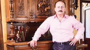Pasiunea secreta a patronului echipei Rapid! Nicolae Cristescu e innebunit dupa papagali!