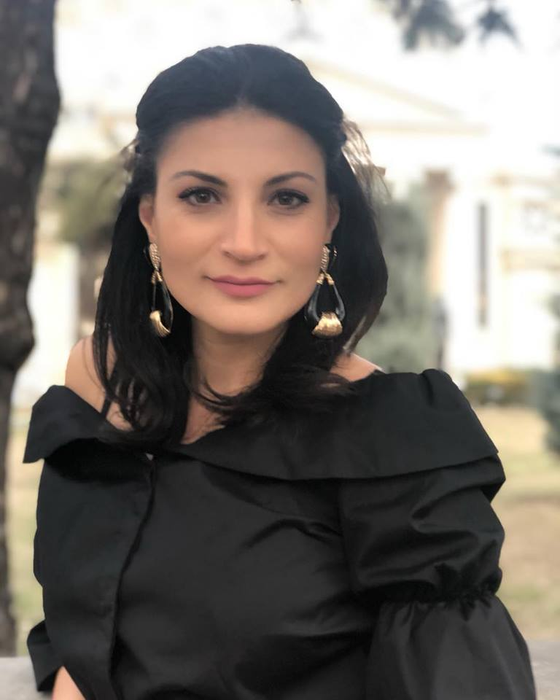 Ioana Ginghină s-a retras din showbiz. Cum arată și din ce face bani acum cea mai sexy actriță de telenovele