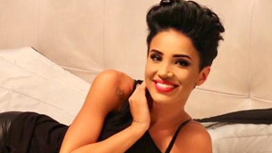 ”Iubire sub stele”, a spus ADELINA PESTRIŢU. Ce a făcut bruneta marţi noapte