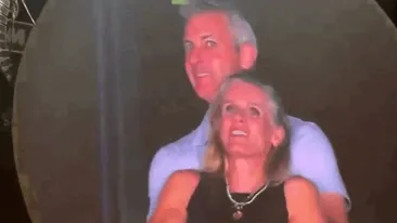 Kristin Cabot, îmbrățișată de CEO-ul Astronomer Andy Byron, este căsătorită cu un alt CEO! Acum 5 luni și-au luat o vilă