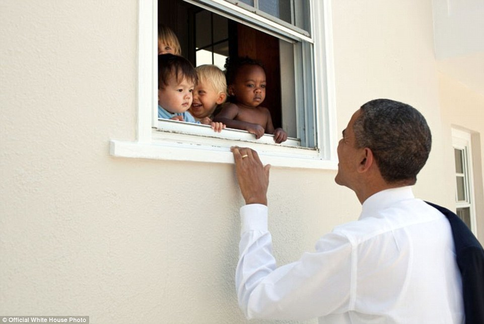 BARACK OBAMA, imagini senzaţionale realizate de fotograful CASEI ALBE!