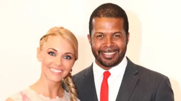 Andreea si Cabral fac conferinta de presa inainte de petrecere