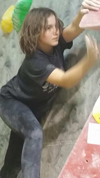 Geta deţinea titlul de Căţărătorul Anului în 2013, titlu acordat de Federaţia Naţională de Escaladă. A mai fost desemnată cel mai bun alpinist de altudine al anului 2015 şi din nou în 2016.