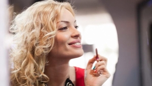 Valentina Pelinel ii intretinea pasiunea lui Borcea cu poze extrem de sexy