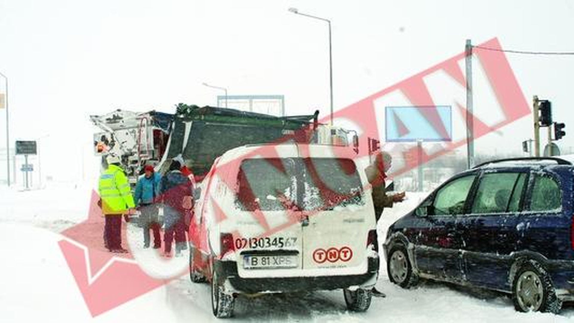 Tamponari in serie pe autostrada