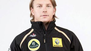 Kimi Raikkonen revine in Formula 1! A semnat cu cei de la Lotus si a condus iar un monopost de F1!