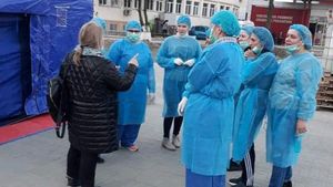 18 asistente medicale din creșele din Bacău, în linia întâi a războiului cu noul coronavirus după ce au fost trimise în șomaj tehnic