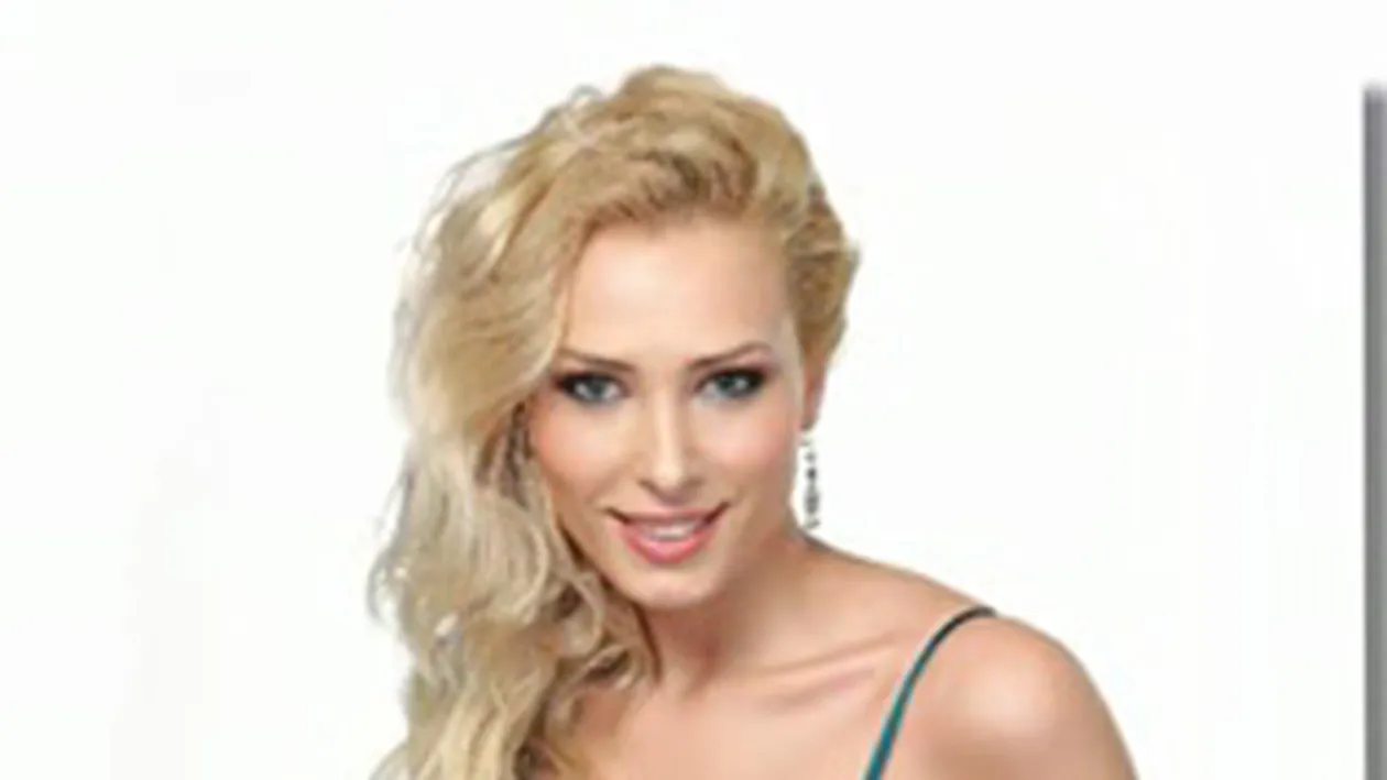 Iulia Vantur citeste numai la coafor