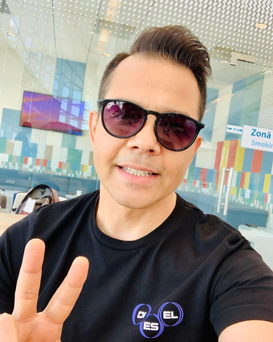 Jean de la Craiova nu va mai participa în calitate de jurat la emisiunea ”Splash! Vedete la apă!” / (Sursa: Instagram)