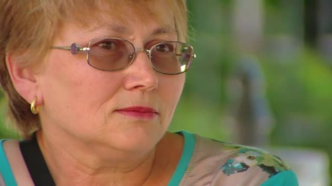 Româncele care îngrijesc bătrâni în Italia se luptă cu depresia