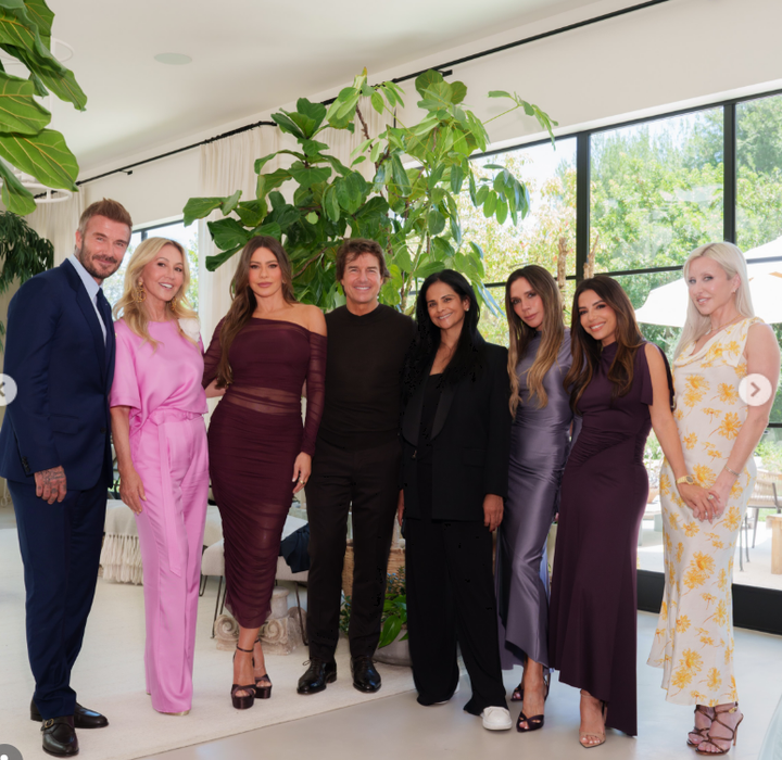 Anastasia Soare, alături de David și Victoria Beckham. Antrenorul a obținut o stea pe Walk of Fame