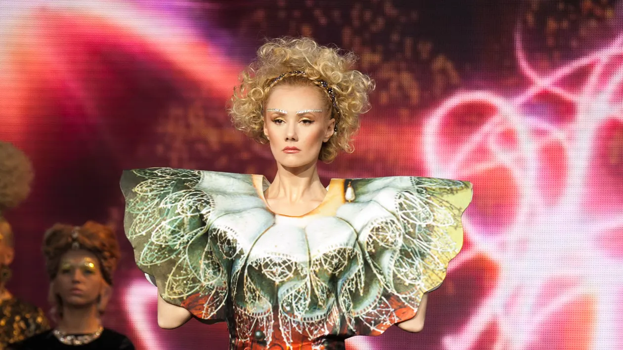 Schimbarea spectaculoasă a Oanei Ioniţă, în cadrul unui eveniment monden! Fosta Bebeluşă este aproape de nerecunoscut!