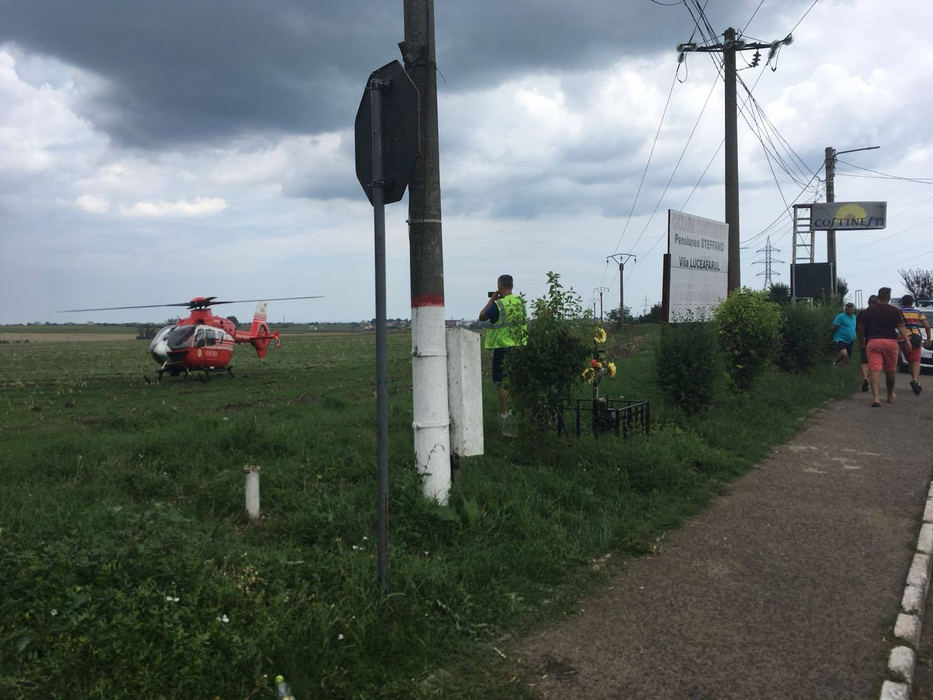 Trei persoane rănite, între care un adolescent în comă, în urma unui accident lângă Costinești. Tânărul, preluat cu elicopterul SMURD