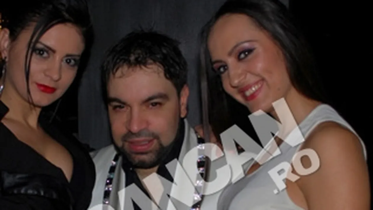 Show total in noaptea de Sfantul Valentin cu Florin Salam si cu modelele Claudiei Musat!