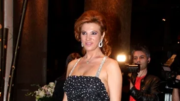 Mihaela Borcea a mers cu fiul la Geneva! Patrick vrea sa studieze acolo!