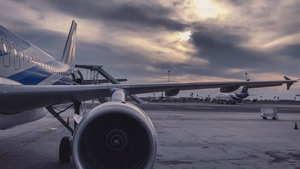 Momente de panică pe aeroportul Henri Coandă. O cursă TAROM s-a întors de urgență pe pistă