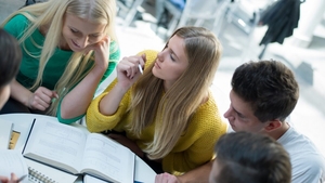 (P) De ce este utilă participarea adolescenților la programe de dezvoltare personală pentru copii?