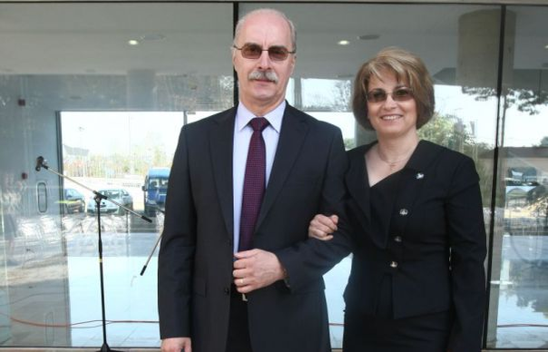Mariana Bitang și Octavian Bellu, apariție de colecție! Cum au venit la premiera filmului “Faci sau taci”