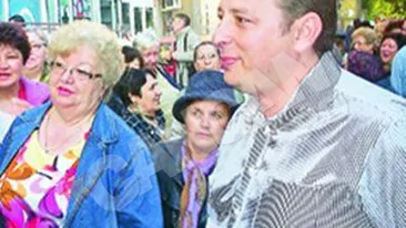 Stefan Florescu, alaturi de pensionari la manastiri