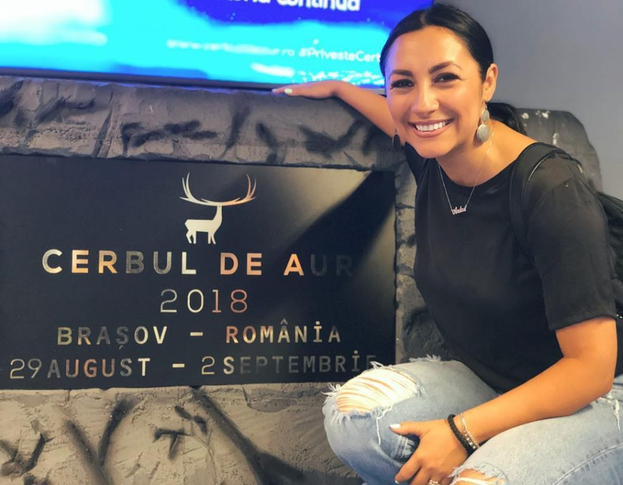 Cum au fost surprinși Andra și Măruță în culisele Festivalului Cerbul de Aur